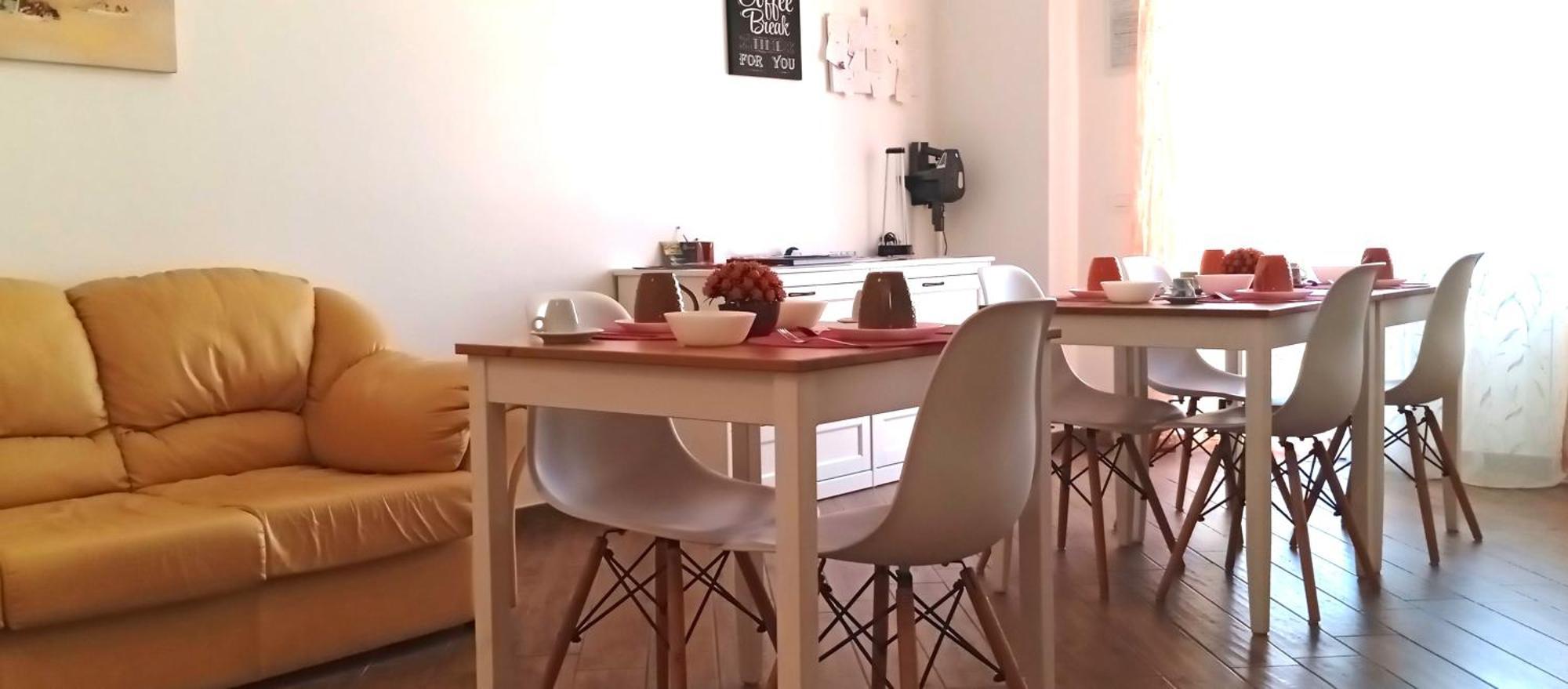 B & B Civico 6 Rooms Salerno Bagian luar foto